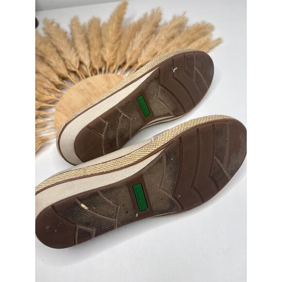 Grasshoppers Cleo Wedge Stripe Flats Size 8 Cream Orthalite Comfort - Picture 7 of 7